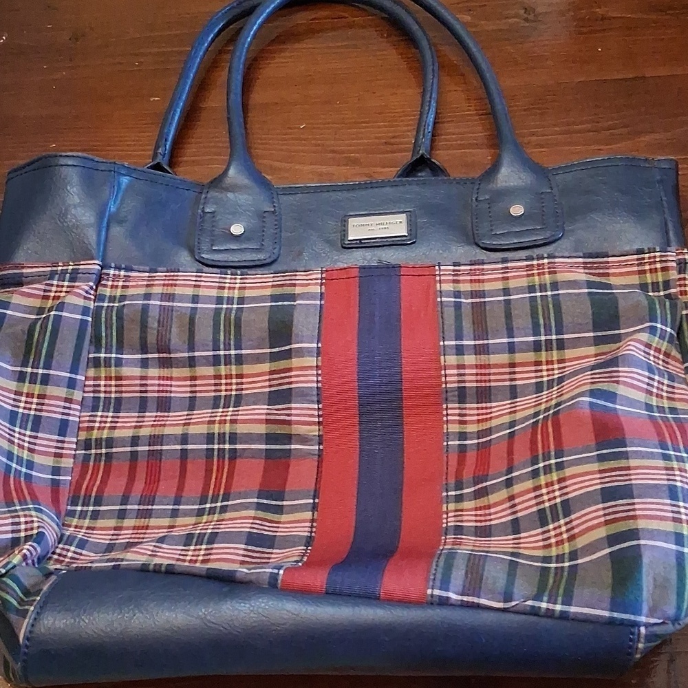 Tommy Hilfiger vintage y2k satchel